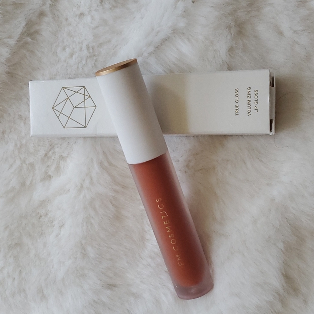 EM Cosmetics True Gloss Volumizing